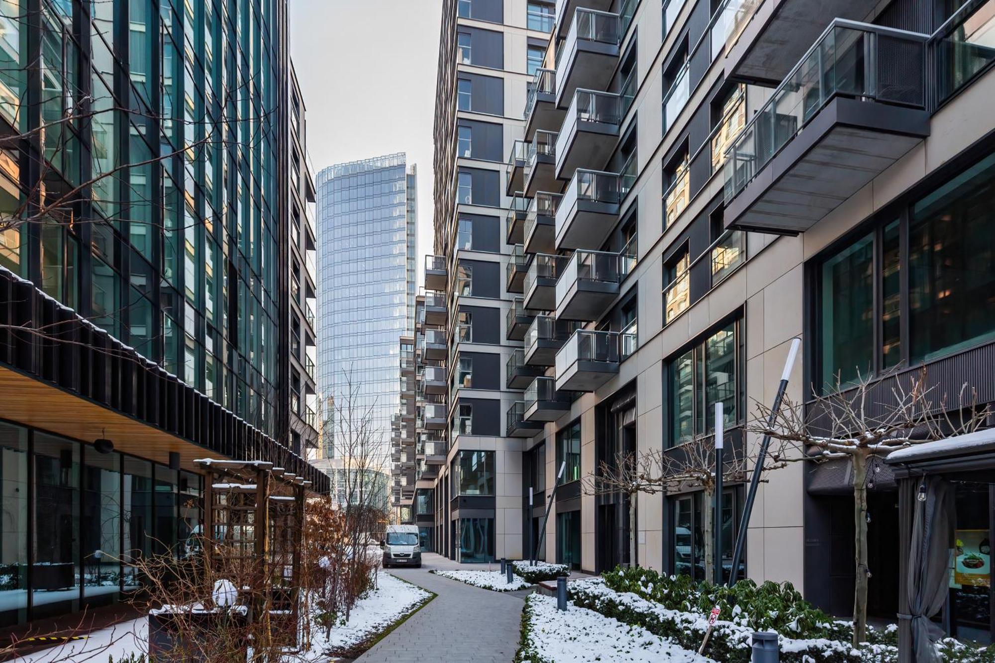 Royal City Center Mennica Residence By Noclegi Renters Varsó Kültér fotó
