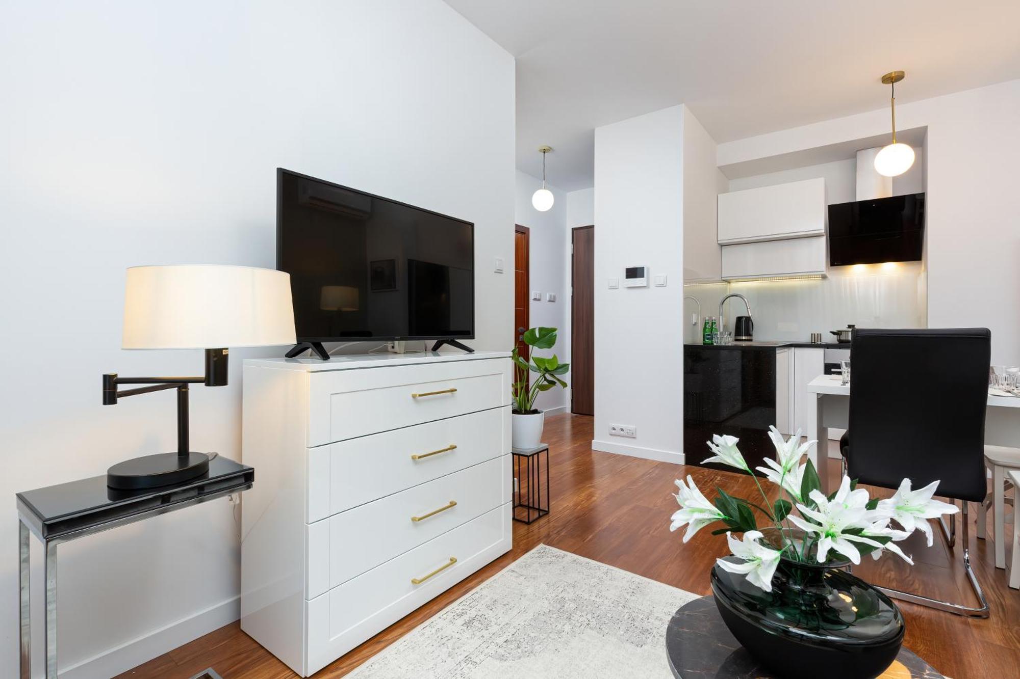Royal City Center Mennica Residence By Noclegi Renters Varsó Kültér fotó