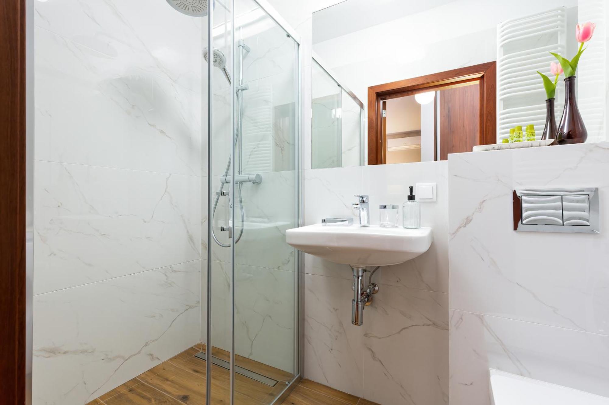 Royal City Center Mennica Residence By Noclegi Renters Varsó Kültér fotó